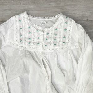 ERIKA TAYLOR | White Embroidered Women's Robe Sz Medium